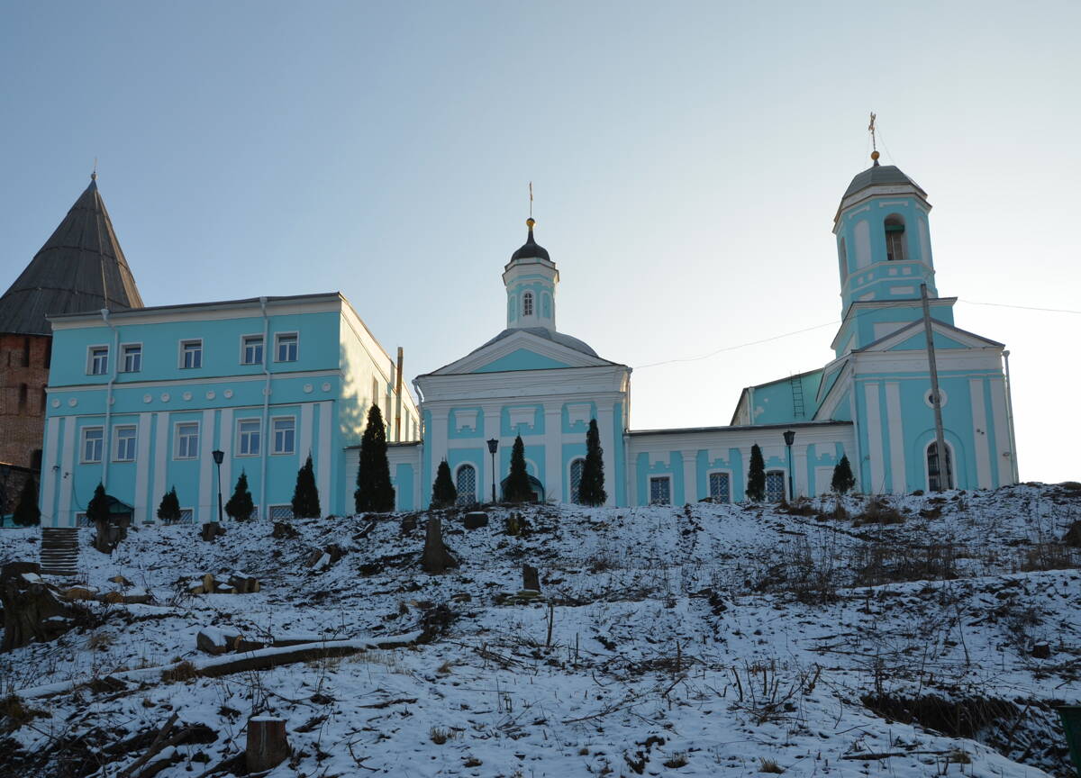 Церковь Покрова Пресвятой Богородицы при Духовной семинарии, Смоленск (Смоленск, город, Смоленская область). фасады