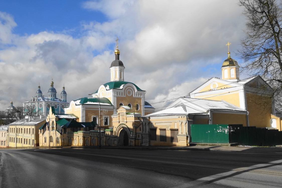 Смоленск. Троицкий монастырь. фасады, вид с юго-запада