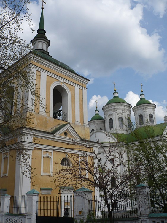 Киев. Церковь Покрова Пресвятой Богородицы на Подоле. фасады