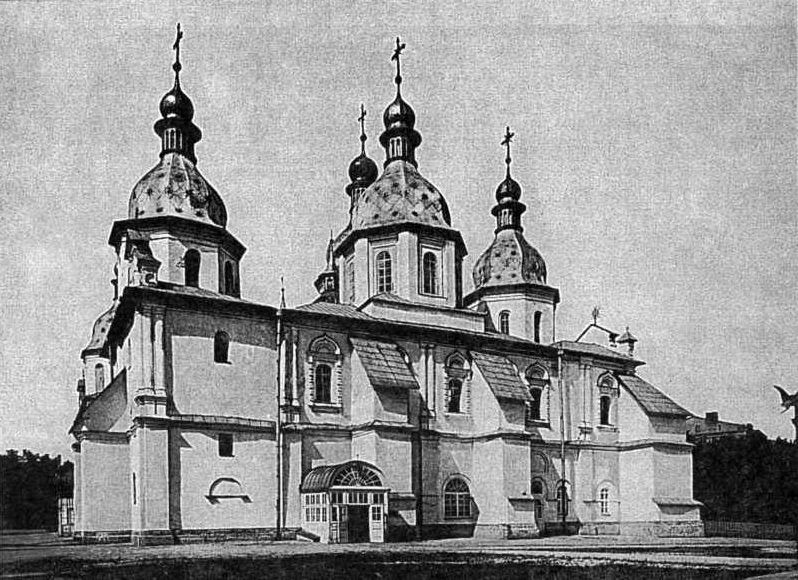 Северная сторона. Источник: Лукомский Г.К. «Киев: церковная архитектура XI–XIX века; византийское зодчество; украинское барокко». Мюнхен, 1923 г., архивная фотография. Собор Софии, Премудрости Божией, Старый Киев (Шевченковский район, Украина, г. Киев)