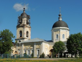 Мещерино. Церковь Рождества Пресвятой Богородицы