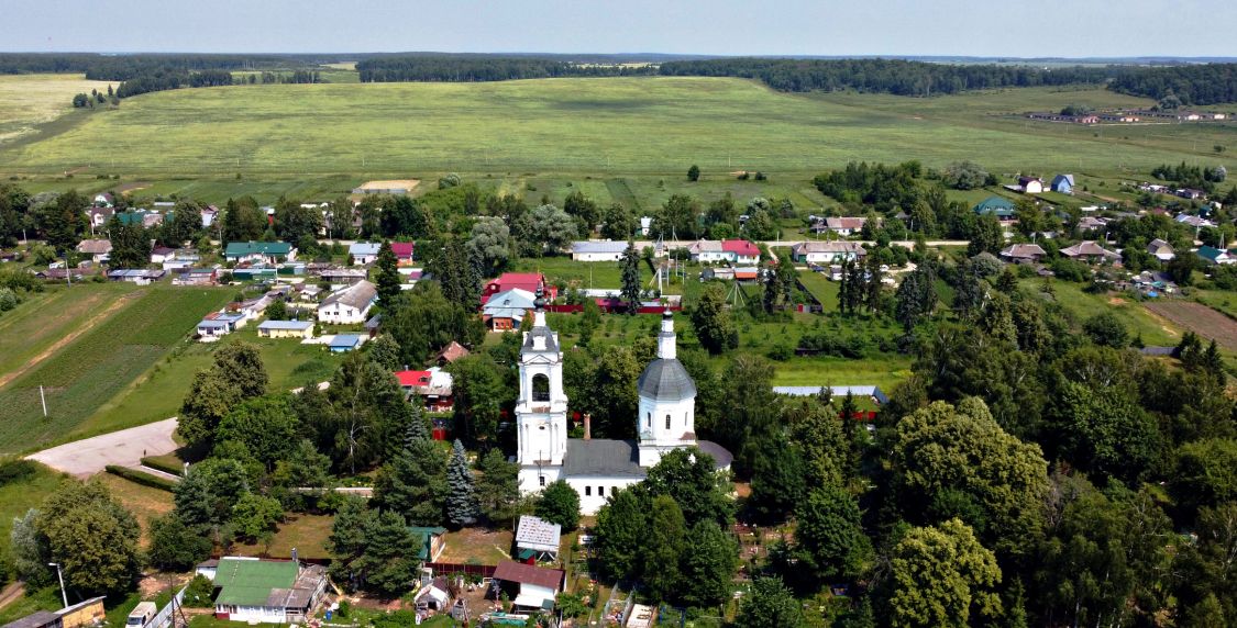 Авдотьино. Церковь Тихвинской иконы Божией Матери. общий вид в ландшафте