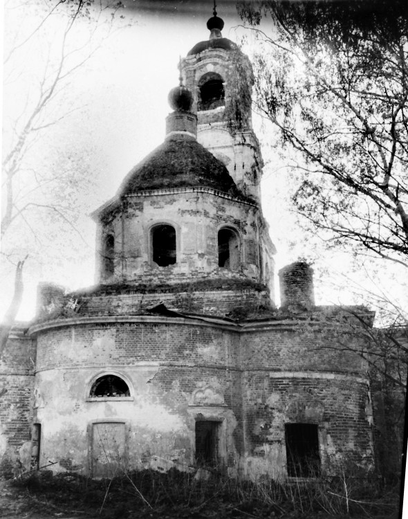 Церковь Троицы Живоначальной, Троицкое-Лобаново (Ступинский городской округ, Московская область). фасады