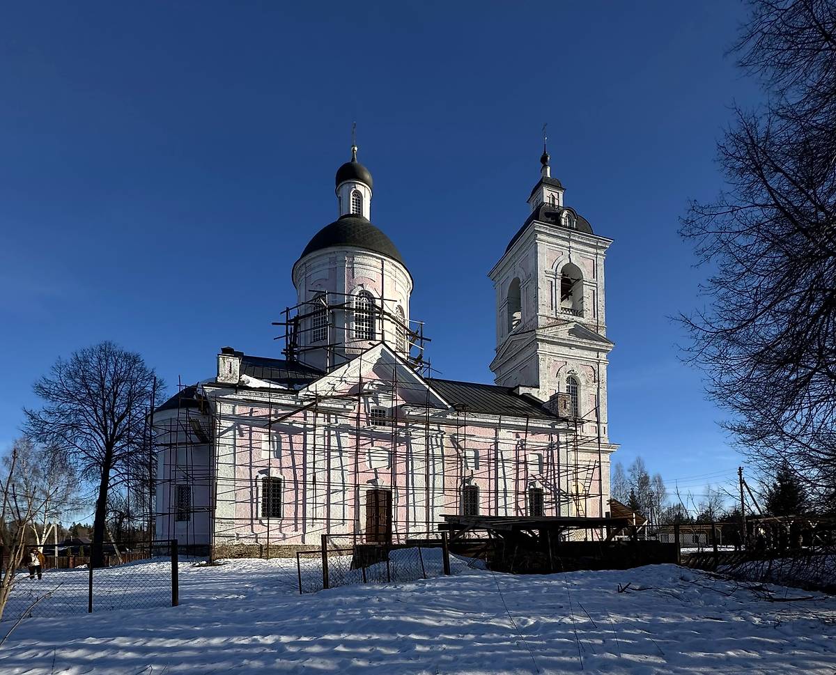 Вид с севера, фасады. Церковь Николая Чудотворца, Никольское (Клинский городской округ, Московская область)