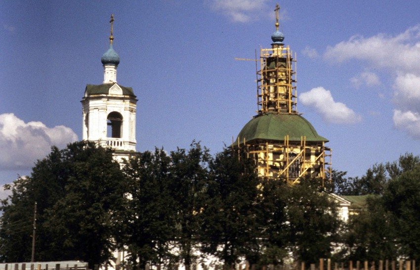 Церковь Покрова Пресвятой Богородицы, Перхушково (Одинцовский городской округ и ЗАТО Власиха, Краснознаменск, Московская область). фасады
