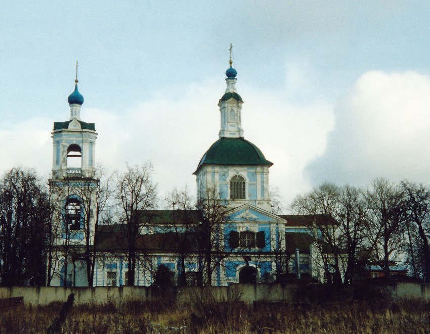Церковь Покрова Пресвятой Богородицы, Перхушково (Одинцовский городской округ и ЗАТО Власиха, Краснознаменск, Московская область). фасады