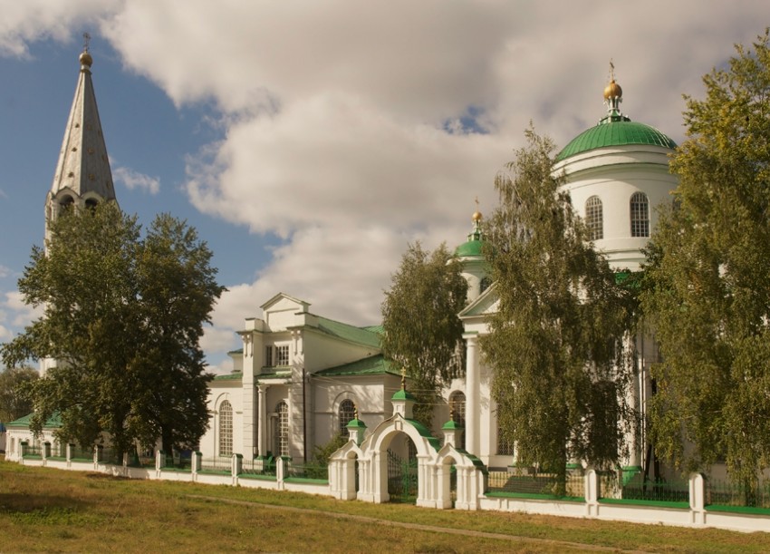 Церковь Смоленской иконы Божией Матери, Выездное (Арзамасский район и г. Арзамас, Нижегородская область). фасады