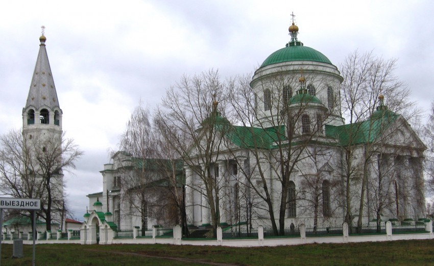 Церковь Смоленской иконы Божией Матери, Выездное (Арзамасский район и г. Арзамас, Нижегородская область). фасады