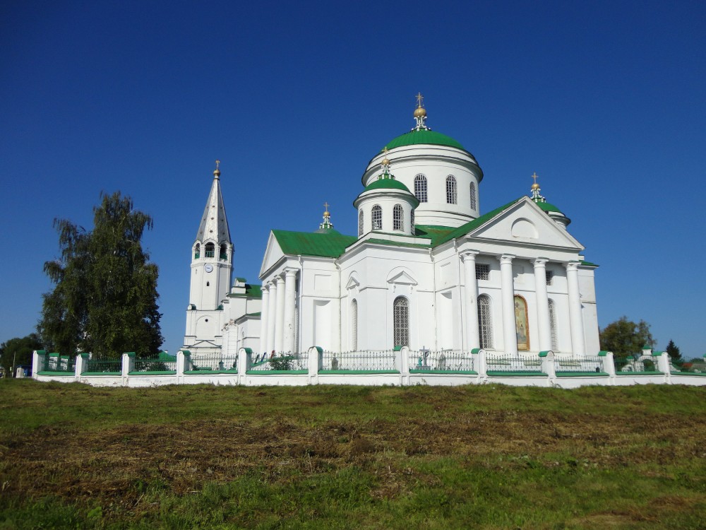 Выездное. Церковь Смоленской иконы Божией Матери. фасады