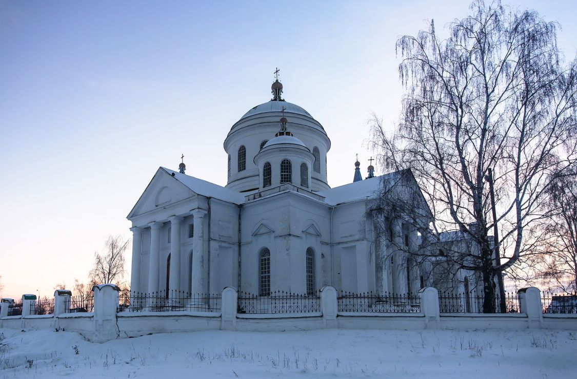 Выездное. Церковь Смоленской иконы Божией Матери. фасады