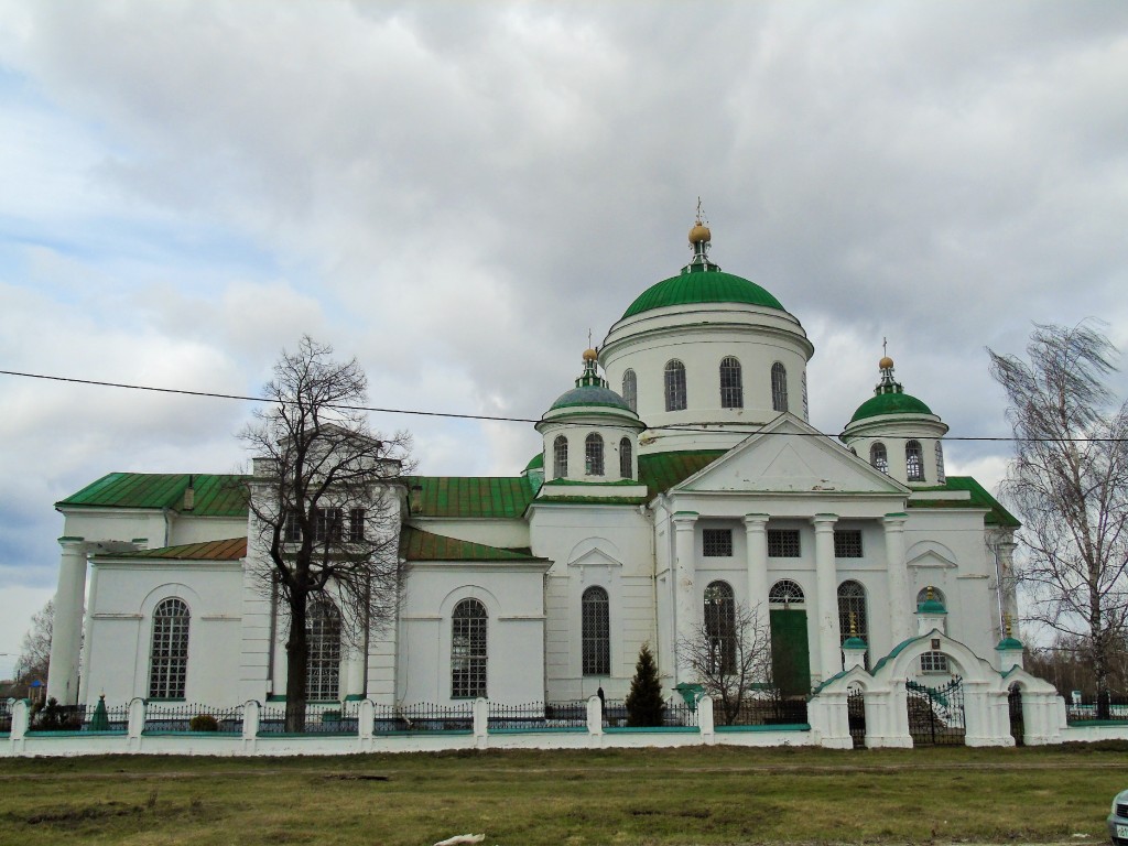 Церковь Смоленской иконы Божией Матери, Выездное (Арзамасский район и г. Арзамас, Нижегородская область). фасады