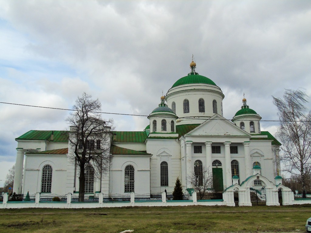 Выездное. Церковь Смоленской иконы Божией Матери. фасады