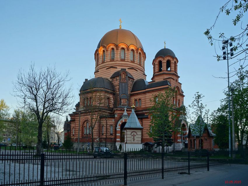 Кафедральный собор Воскресения Христова, Нарва (Ида-Вирумаа, Эстония). фасады