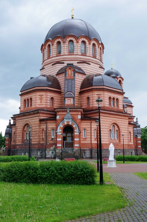 Кафедральный собор Воскресения Христова, Нарва (Ида-Вирумаа, Эстония). фасады