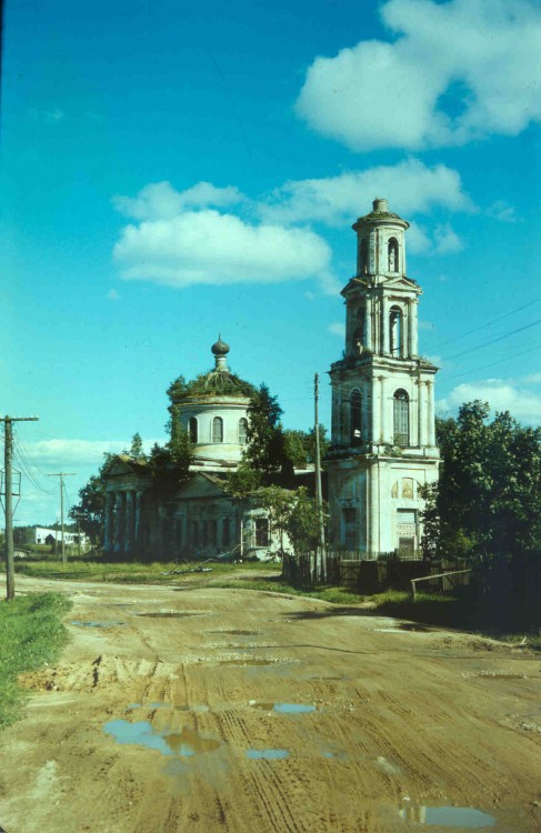 Толмачи. Церковь Богоявления Господня. фасады, 1994