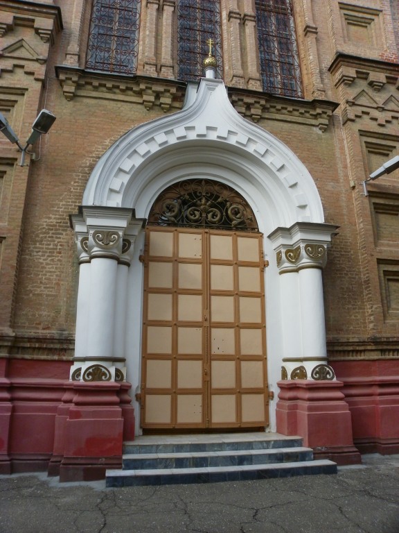 Собор Казанской иконы Божией Матери, Астрахань (Астрахань, город, Астраханская область). архитектурные детали, Портал