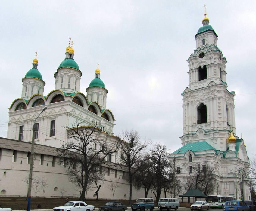 Кремль. Кафедральный собор Успения Пресвятой Богородицы, Астрахань (Астрахань, город, Астраханская область). фасады, Вид с юго-востока