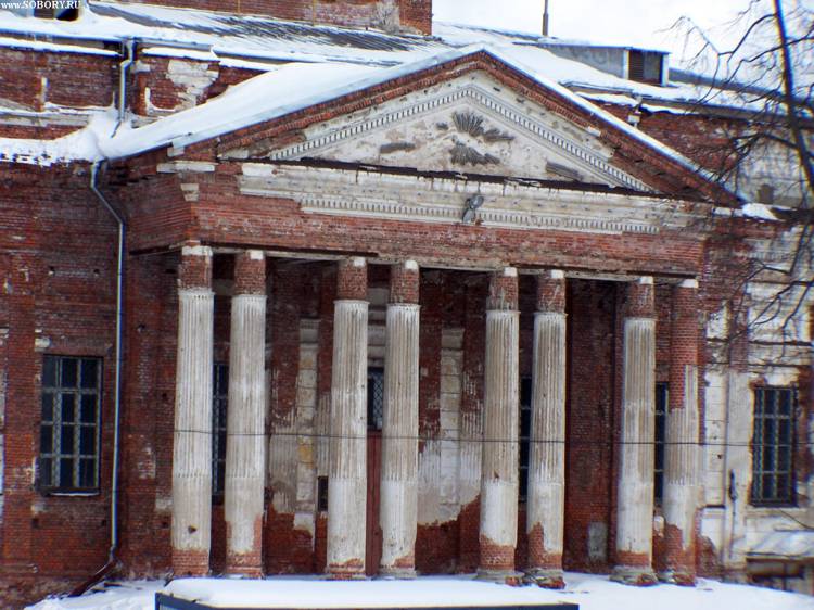 Собор Троицы Живоначальной, Яхрома (Дмитровский городской округ, Московская область). архитектурные детали