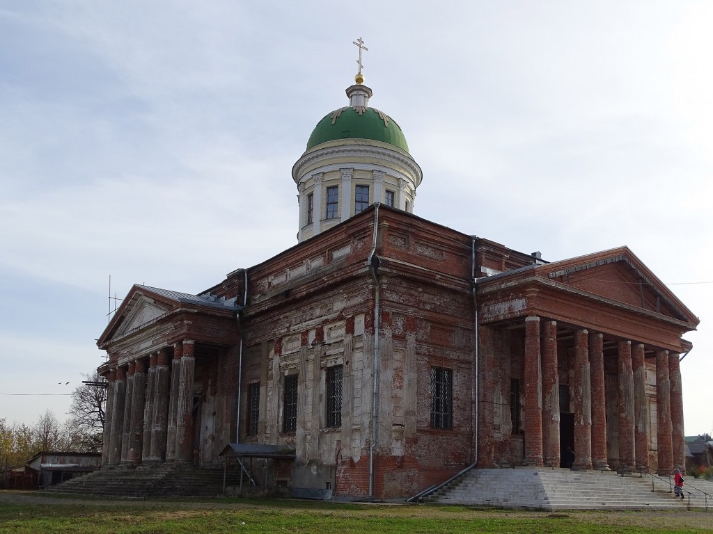 Собор Троицы Живоначальной, Яхрома (Дмитровский городской округ, Московская область). фасады