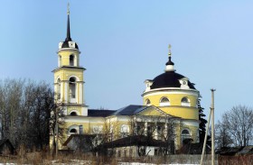 Яхрома (Андреевское). Церковь Покрова Пресвятой Богородицы