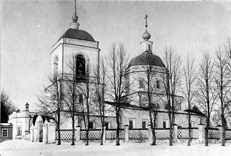Церковь Введения во храм Пресвятой Богородицы, Ольгово (Дмитровский городской округ, Московская область). архивная фотография, Фото с сайта http://sontucio.livejournal.com
