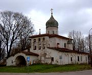 Псков. Воскресения Христова со Стадища, церковь