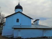 Псков. Воскресения Христова со Стадища, церковь