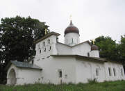 Псков. Воскресения Христова со Стадища, церковь