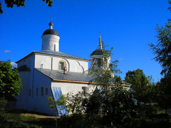 Псков. Церковь Илии Пророка с Луга. фасады, Церковь Ильи Мокрого.Вид с северо-востока