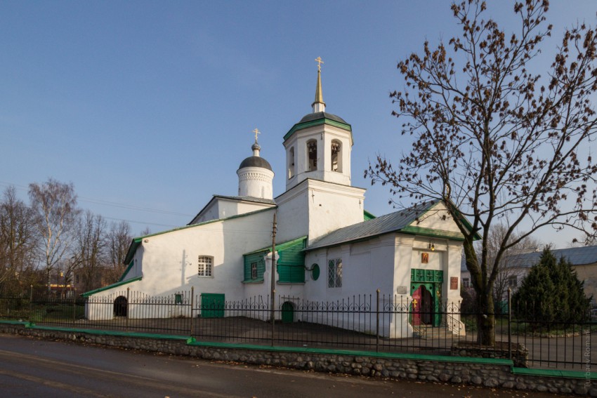Псков. Церковь Илии Пророка с Луга. фасады