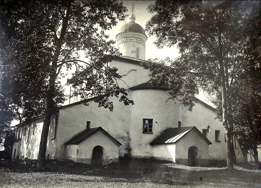 Церковь Илии Пророка с Луга, Псков (Псков, город, Псковская область). архивная фотография, Фото августа 1926 года