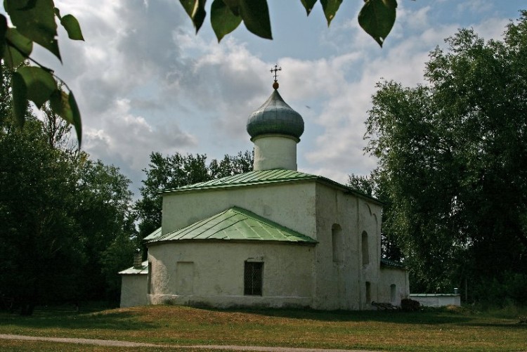 Церковь Спаса Нерукотворного Образа с Жабьей Лавицы, Псков (Псков, город, Псковская область). фасады, Церковь Спаса Нерукотворного Образа. Основной объем