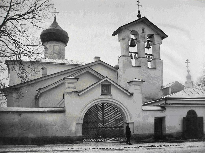 Псков. Церковь Спаса Нерукотворного Образа с Жабьей Лавицы. архивная фотография, Церковь Спаса Нерукотворного образа «с Жабьей лавицы». 1488 г. Фото 1917 г. Фотограф Российской Археологической комиссии Романов К. К. Фотоархив ИИМК РАН