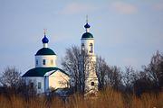 Церковь Введения во Храм Пресвятой Богородицы, Снято объективом с ЭФР 800 мм с расстояния немногим менее 1 км (с дороги Волоколамск - Клин).  <br>, Спирово, Волоколамский городской округ, Московская область
