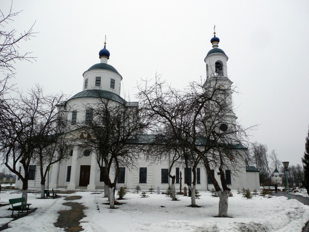 Спирово. Церковь Введения во Храм Пресвятой Богородицы. фасады