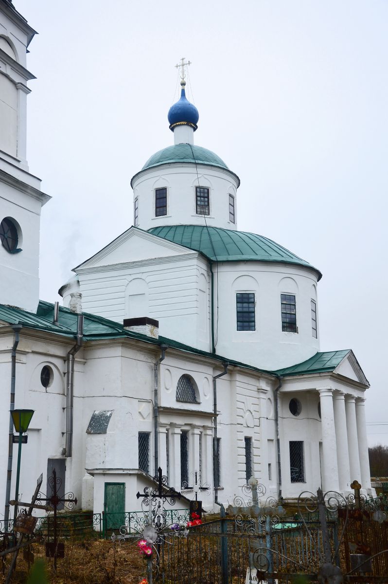 Церковь Введения во Храм Пресвятой Богородицы, Спирово (Волоколамский городской округ, Московская область). фасады