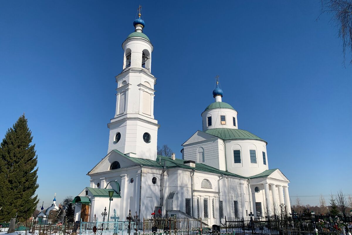 Церковь Введения во Храм Пресвятой Богородицы, Спирово (Волоколамский городской округ, Московская область). фасады