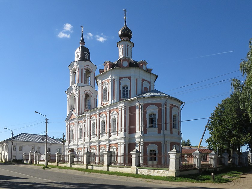 Нерехта. Церковь Воскресения Христова. фасады