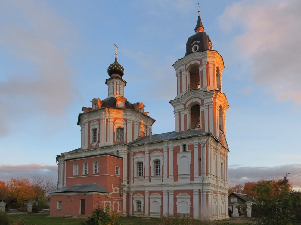 Нерехта. Церковь Воскресения Христова. фасады