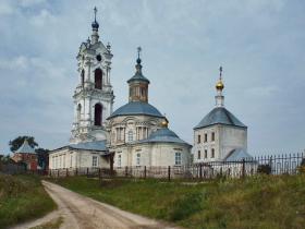Погост. Храмовый комплекс. Церкви Николая Чудотворца и Преображения Господня