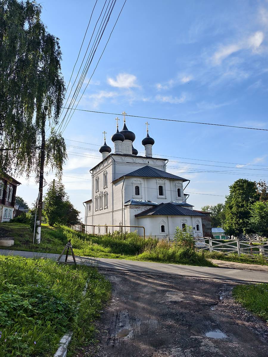 Общий вид с Юго-Востока, фасады. Церковь Воскресения Христова, Гороховец (Гороховецкий район, Владимирская область)