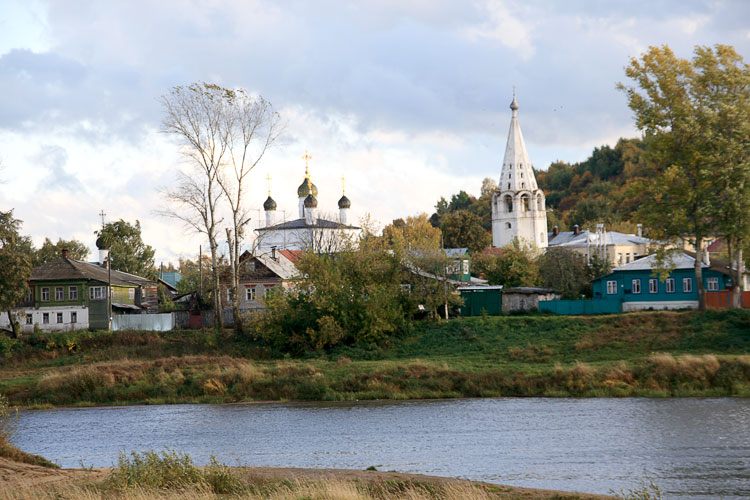 Гороховец. Сретенский женский монастырь. общий вид в ландшафте