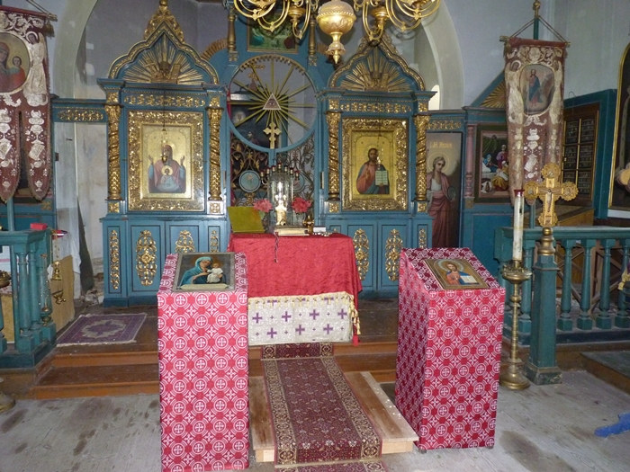 Церковь Рождества Пресвятой Богородицы, Куристе (Хийумаа, Эстония). интерьер и убранство