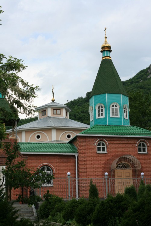 Успенский Второафонский монастырь, Лермонтов (Лермонтов, город, Ставропольский край). фасады