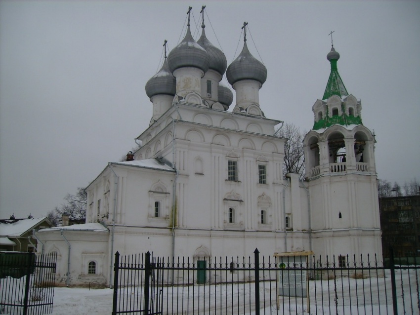 Церковь Константина и Елены, Вологда (Вологда, город, Вологодская область). общий вид в ландшафте