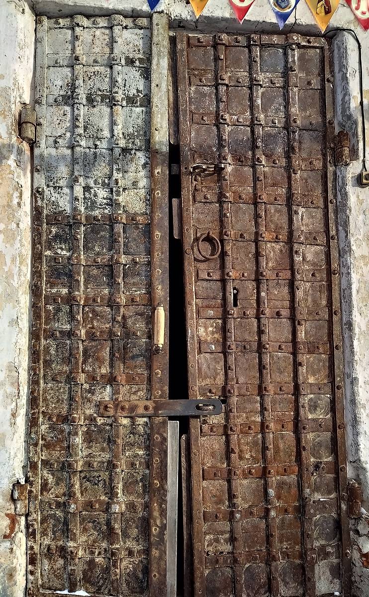 архитектурные детали. Церковь Илии Пророка в Каменье, Вологда (Вологда, город, Вологодская область)