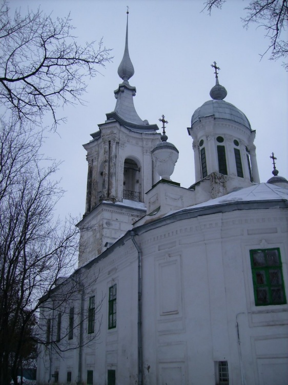 Вологда. Церковь Варлаама Хутынского. фасады, Вид  с  юго-востока