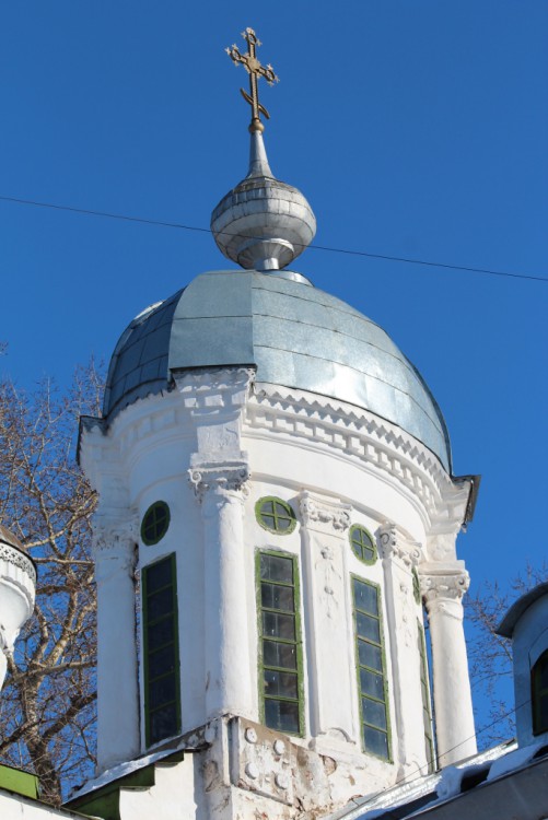 Церковь Варлаама Хутынского, Вологда (Вологда, город, Вологодская область). архитектурные детали, Центральный купол основного объема храма