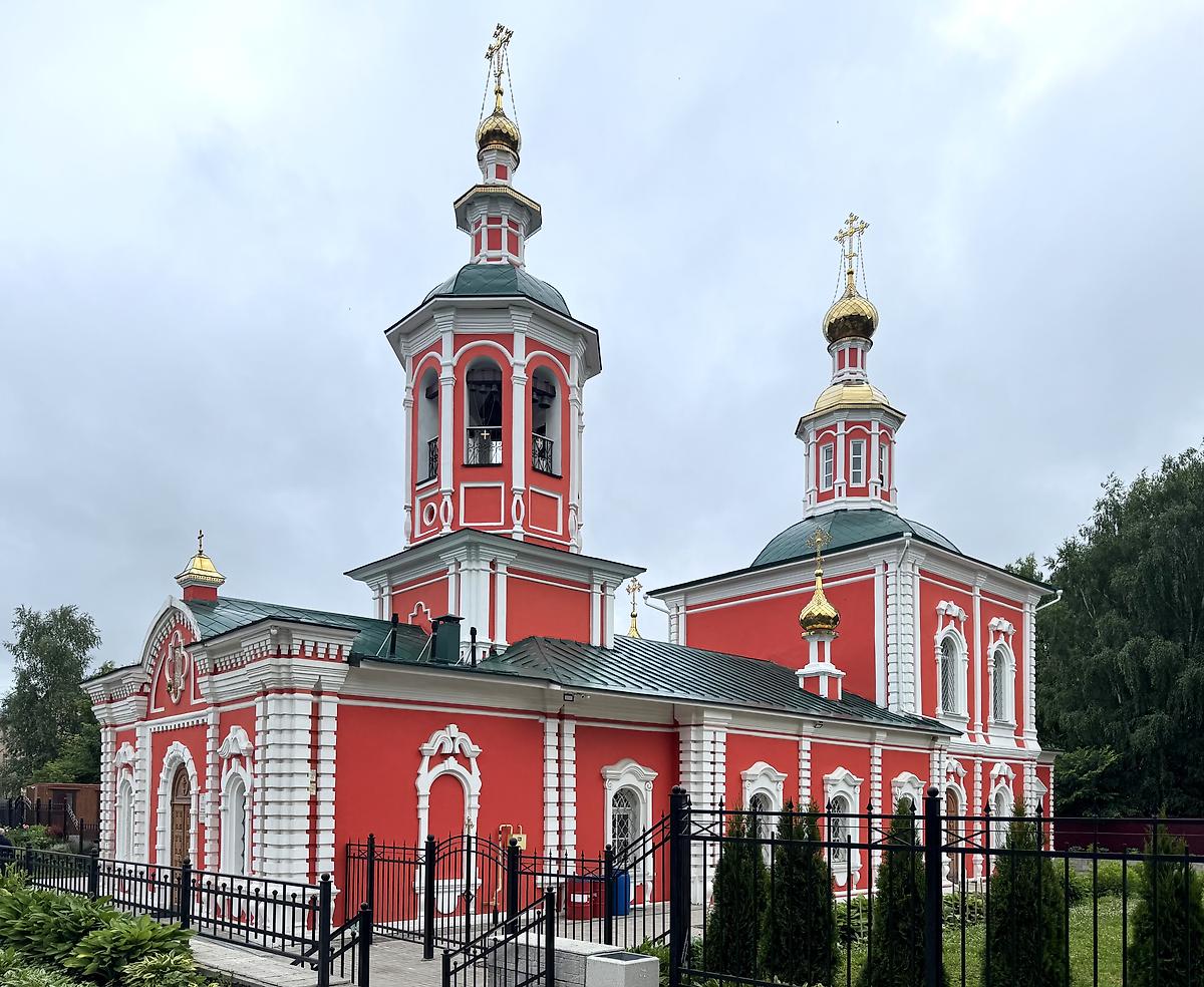 Вид с юга, фасады. Церковь Петра и Павла в Новинках, Вологда (Вологда, город, Вологодская область)