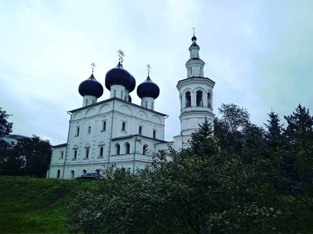 Церковь Николая Чудотворца во Владычной слободе, Вологда (Вологда, город, Вологодская область). общий вид в ландшафте